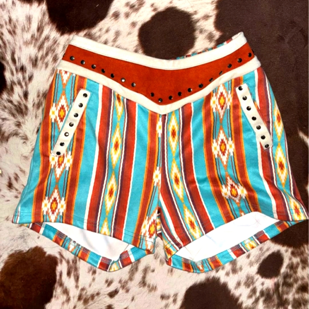 🐎💙Western Crazy Train Studded Shorts 🐎💖